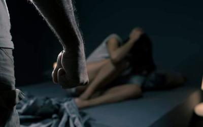 Denuncias por violencia de género se incrementaron 130% en el 2020 en Perú